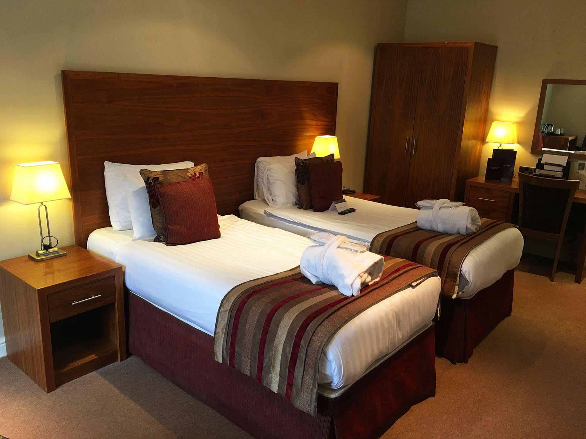The Kimberley Hotel Харогейт Екстериор снимка